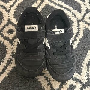 Toddler shoes